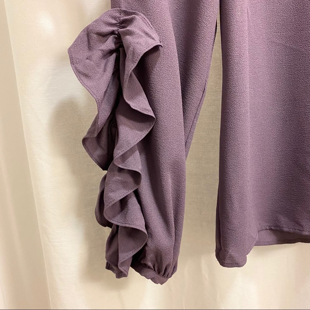 1. State | Ruffle Sleeve Blouse - Picture 3 of 4
